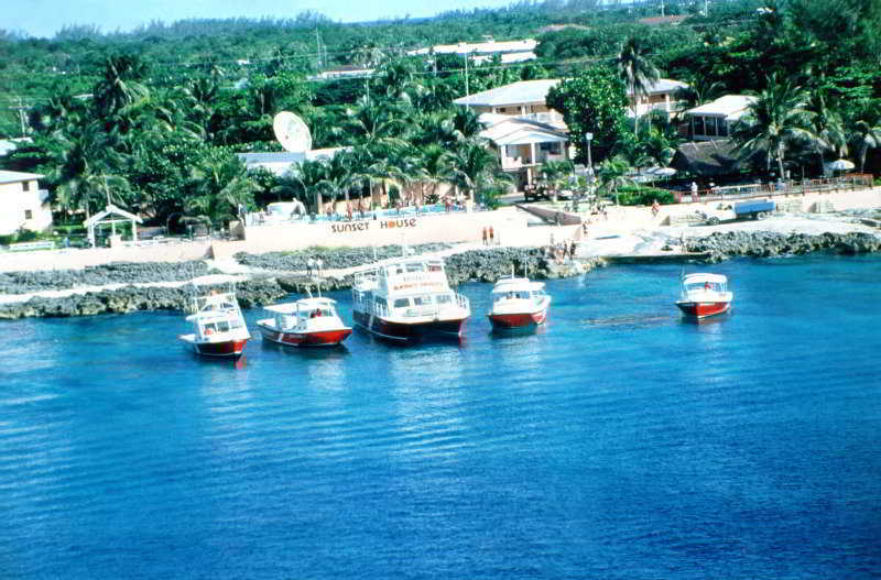 Hotel Sunset House George Town Exterior foto